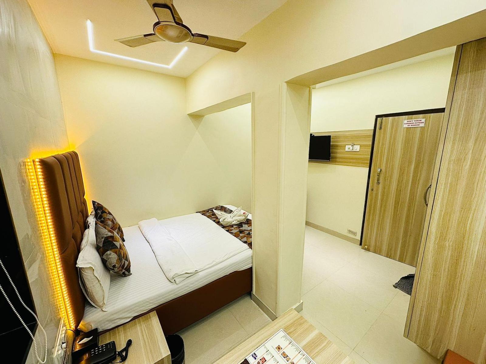 Hotel Vashi Inn Navi Mumbai Dış mekan fotoğraf