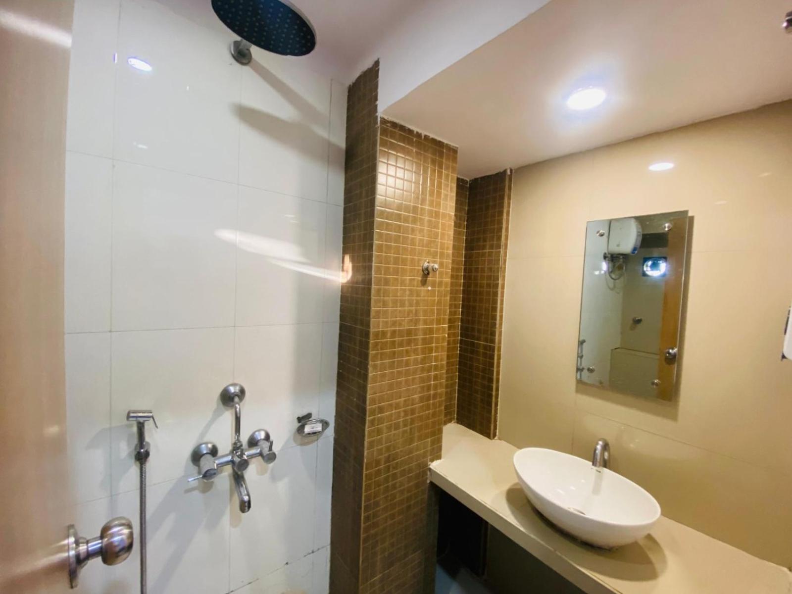Hotel Vashi Inn Navi Mumbai Dış mekan fotoğraf