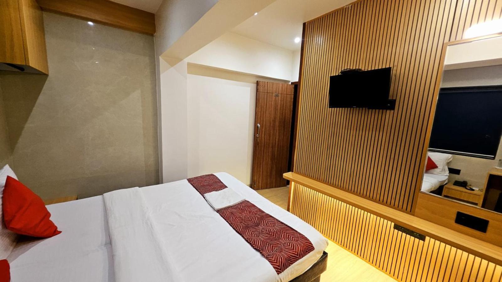 Hotel Vashi Inn Navi Mumbai Dış mekan fotoğraf